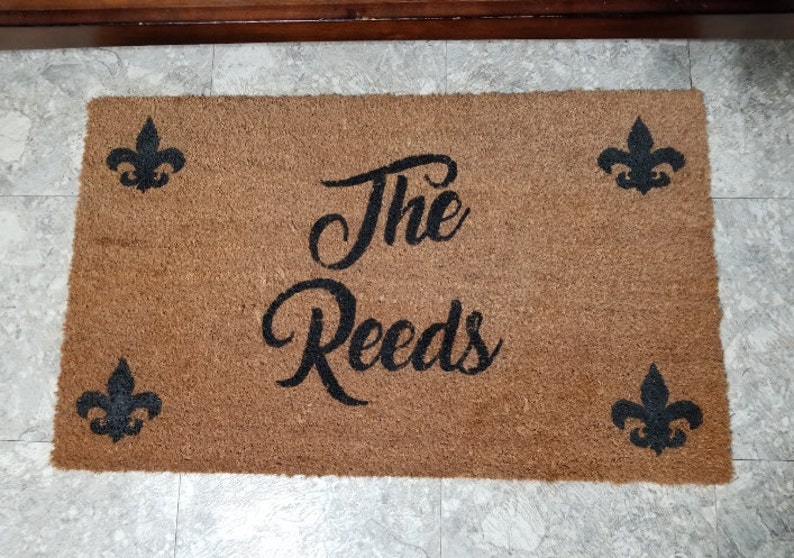 Love Grows Best Doormat Welcome Mat Quote Doormat Farmhouse Decor Front Porch Decor Gifts For Her Coir Doormat Housewarming