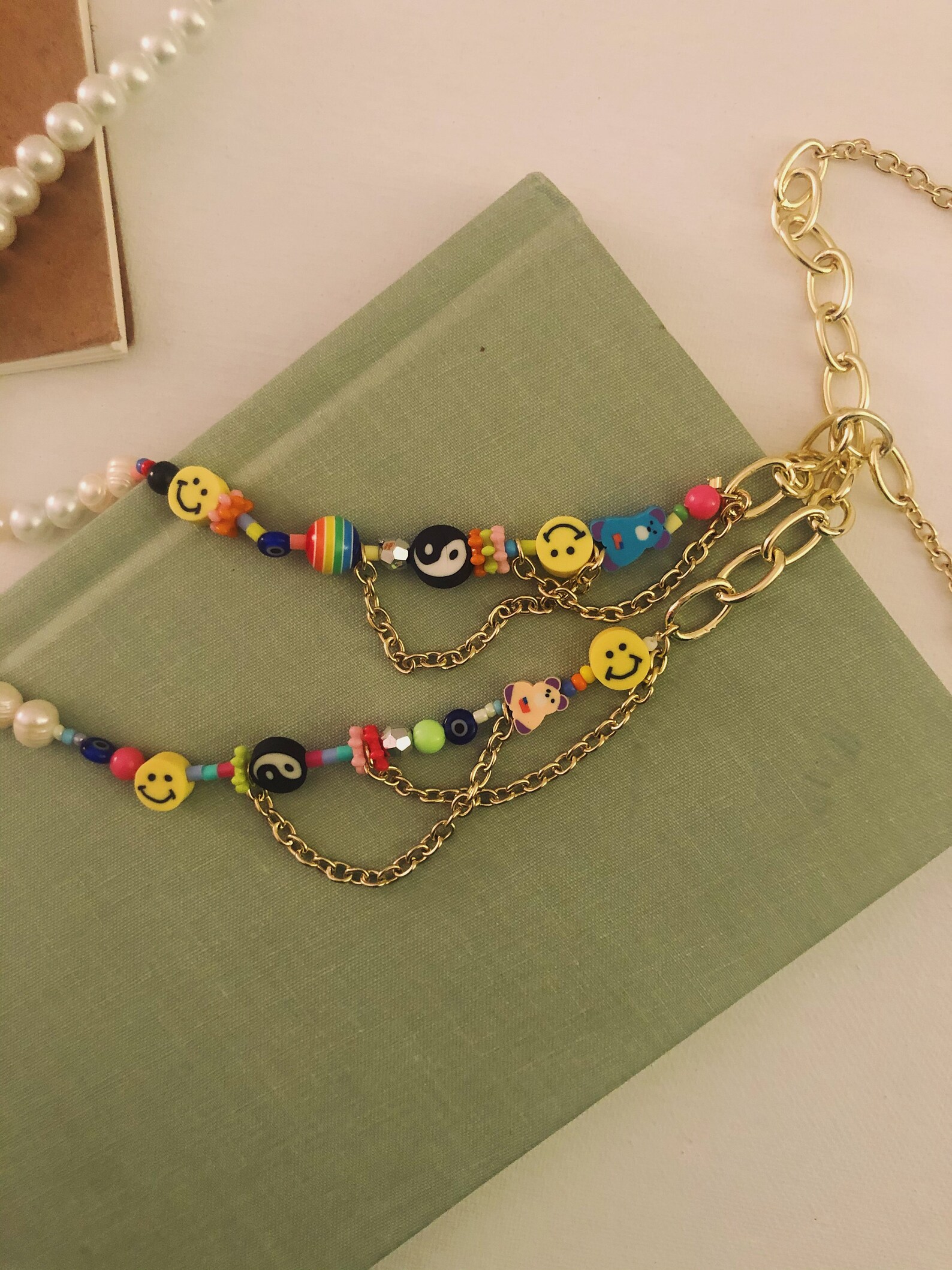 Happy Go Lucky Necklace inspiré de Martha Calvo Etsy