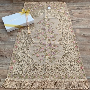 Royal Sejadah - Prayer Mat - Prayer Rug - Janamaz - Elegant, High Quality, Luxury - A Unique Islamic Gift Set - %100 Satisfaction Guarantee