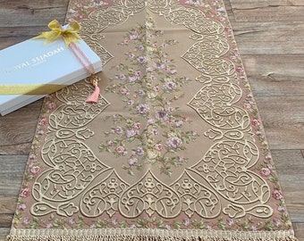 Luxury Muslim Prayer Rug, Islamic Prayer Mat, Sajada, Shaped