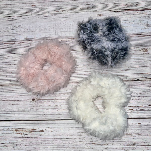 Faux Fur Fuzzy Retro Scrunchies, Plush Soft Hair Ties, Fluffy Ponytails for Girls, Chunky Hair Accessories, Cozy Scrunchies, Preppy Hair Tie