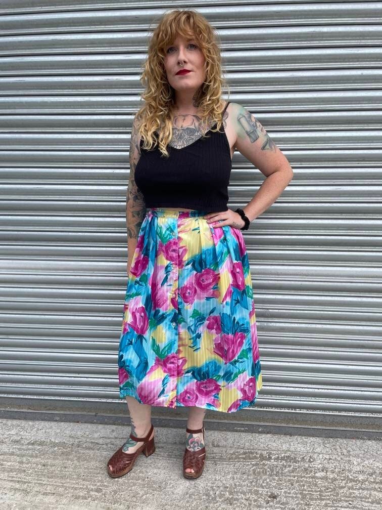 Jaren 1980 Aquarel Self-Stripe Midi Rok. Verenigd Koninkrijk 10. True Vintage, Eighties, Slow Fashion, Tweedehands, Preloved, Floral, UK10