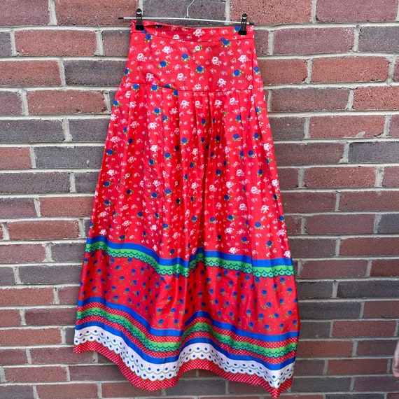 Boho Ditsy Red Floral Maxi Skirt. UK 6 