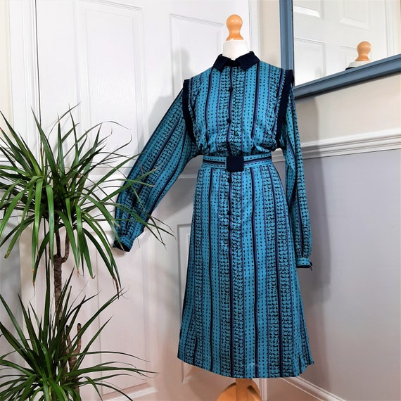 collared tea dress