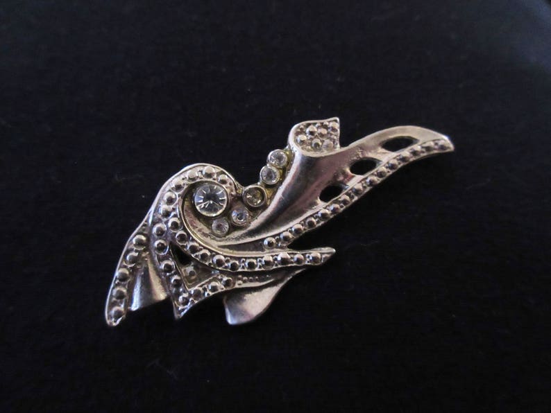 Vintage Art Deco Rhinestone Brooch Pendant in Silver Tone