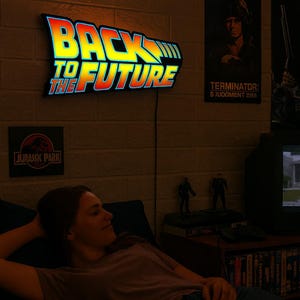 Zurück in die Zukunft (BTTF) Logo LED-Leuchtkasten | Voll dimmbar und betrieben über USB