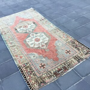 pink rug / turkish rug / livingroom rug / vintage rug / 3.6 x 7.7 ft / saloon rug / bohemian rug / turkey rug / floral rug / MB 2144