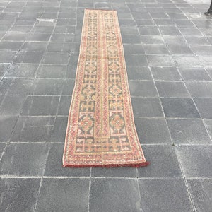 Turkish rug, Vintage rug, Handmade rug, Entryway rug, 1.8 x 11.1 ft, Home decor rug, Floor rug, Runner rug, Oushak rug, Turkey rug, Wool rug