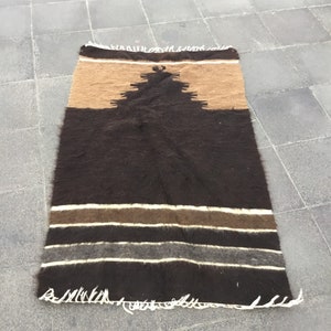 Turkish rug/ Vintage rug/ Striped rug/ Bohemian rug/ Oushak rug/ Kilim rug/  Area rug/ 2.6 x 4.1 ft/ Boho decor/ Home decor/ MB 2615