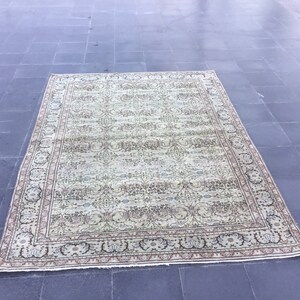 Green rug/ Overdyed rug/ Turkish area rug/ Low pile rug/ Area rug/ Living room rug/ Vintage rug/ Wool rug/ Floor rug/ 4.9 x 7 ft/ MB 3002