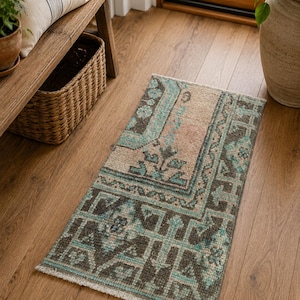 Türkischer Patchwork Mini Teppich 1.4 x 2.3 ft | Handgefertigter Anatolischer Akzent Teppich, VB108