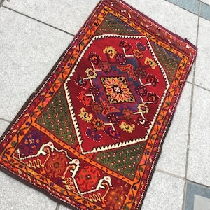 Small Size Vintage Area Rug Free Shipping Oushak Rug Bohemian Rug Prayer Rug Boho Rug Kitchen Rug Front Door Rug