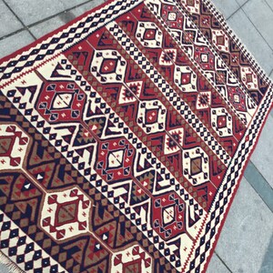 antique kilim rug / vintage rug / old kilim rug / turkish kilim rug / flat woven kilim / bohemian kilim rug / 4.6 x 8.1 ft. / MB 943