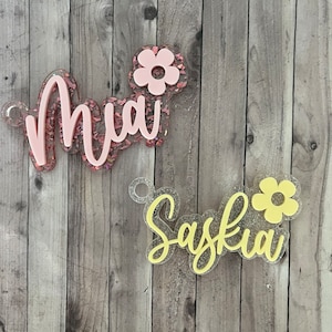 Personalised Glitter acrylic bag tag, Daisy keychain