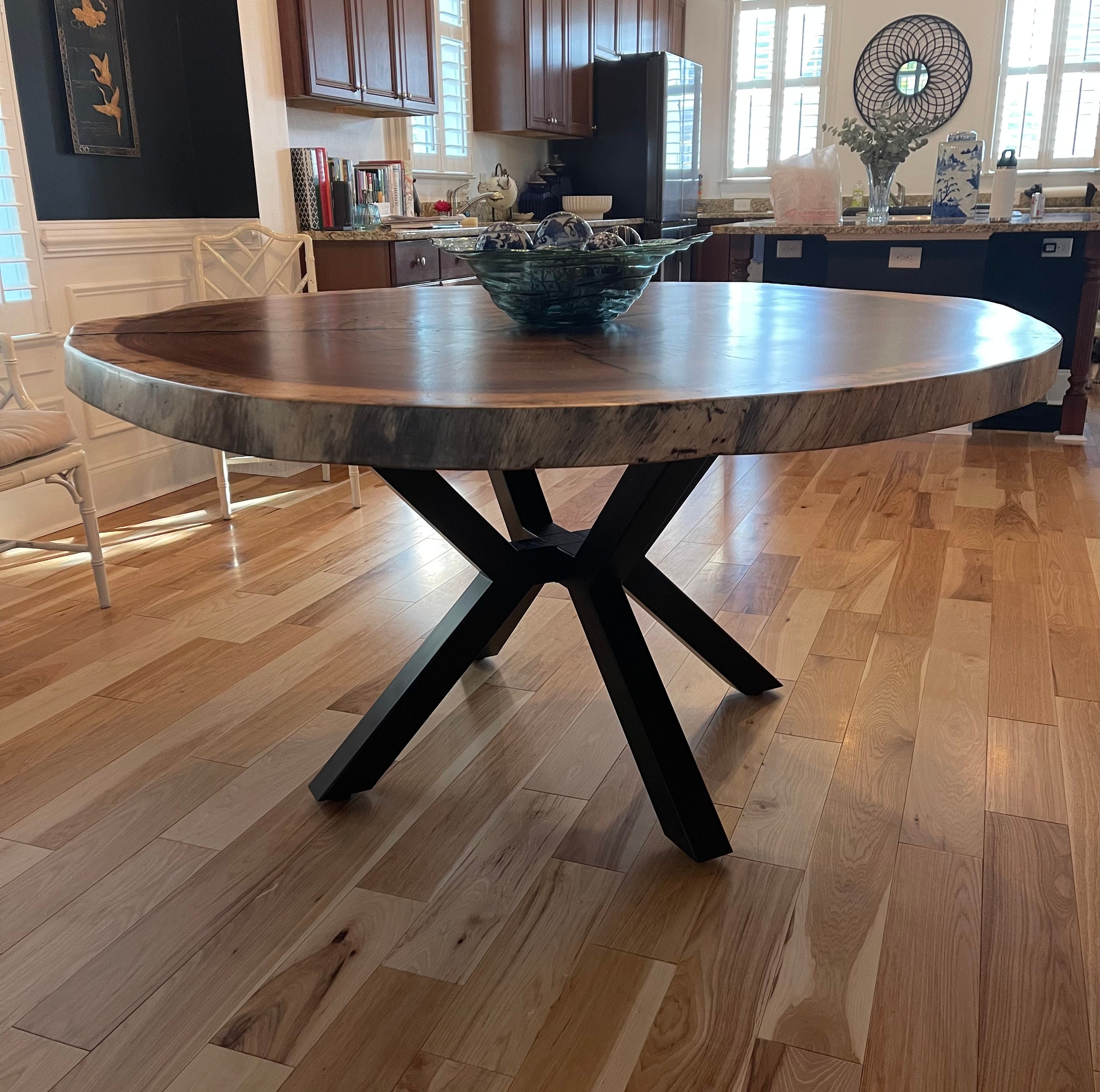 Table base 2024 for round table