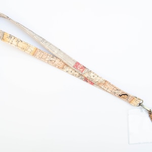 Schlüsselband. Maskenband. Welt-Motiv-Schlüsselband.  Weltkarte Schlüsselband. Schlüsselband und Id.