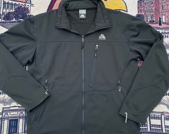 nike softshell jacket men's