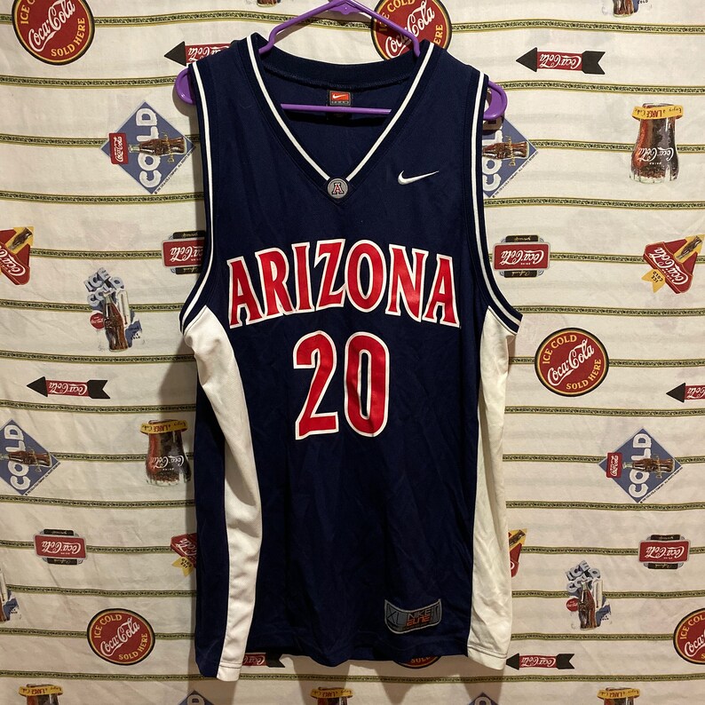 uofa nike shirt uofa nike shirt