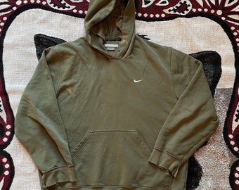 nike army green sweatshirt