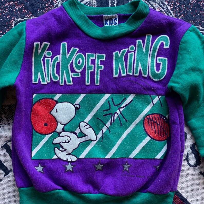Vintage Toddlers Kids Snoopy Charlie Brown Football Crewneck Pullover Sweatshirt Sz 3T Purple Green