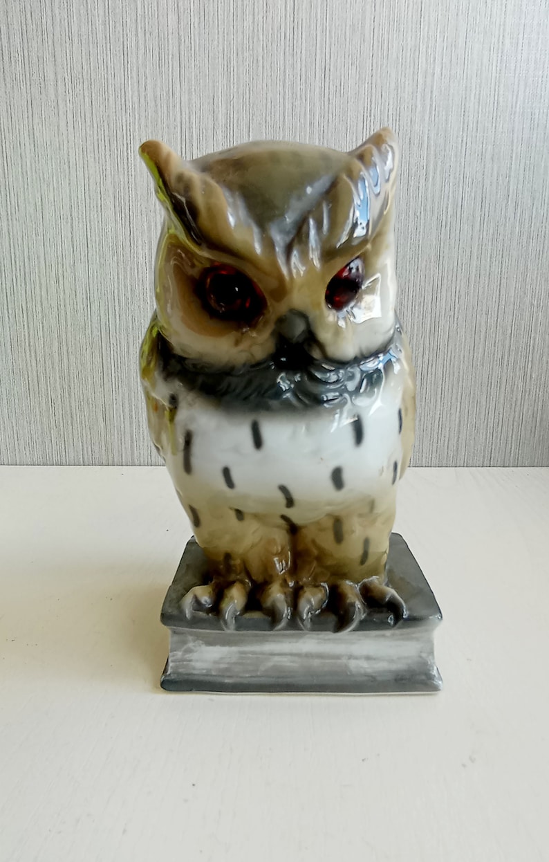 Vintage porcelain lamp figurine Owl on book GDR 40s image 3