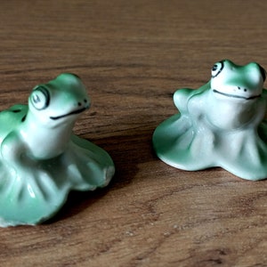 Frog vintage porcelain figurines USSR Set of 2 miniature sculpture 50s image 5