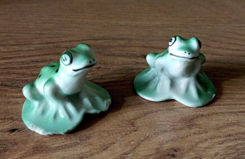 Frog vintage porcelain figurines USSR Set of 2 miniature sculpture 50s image 5