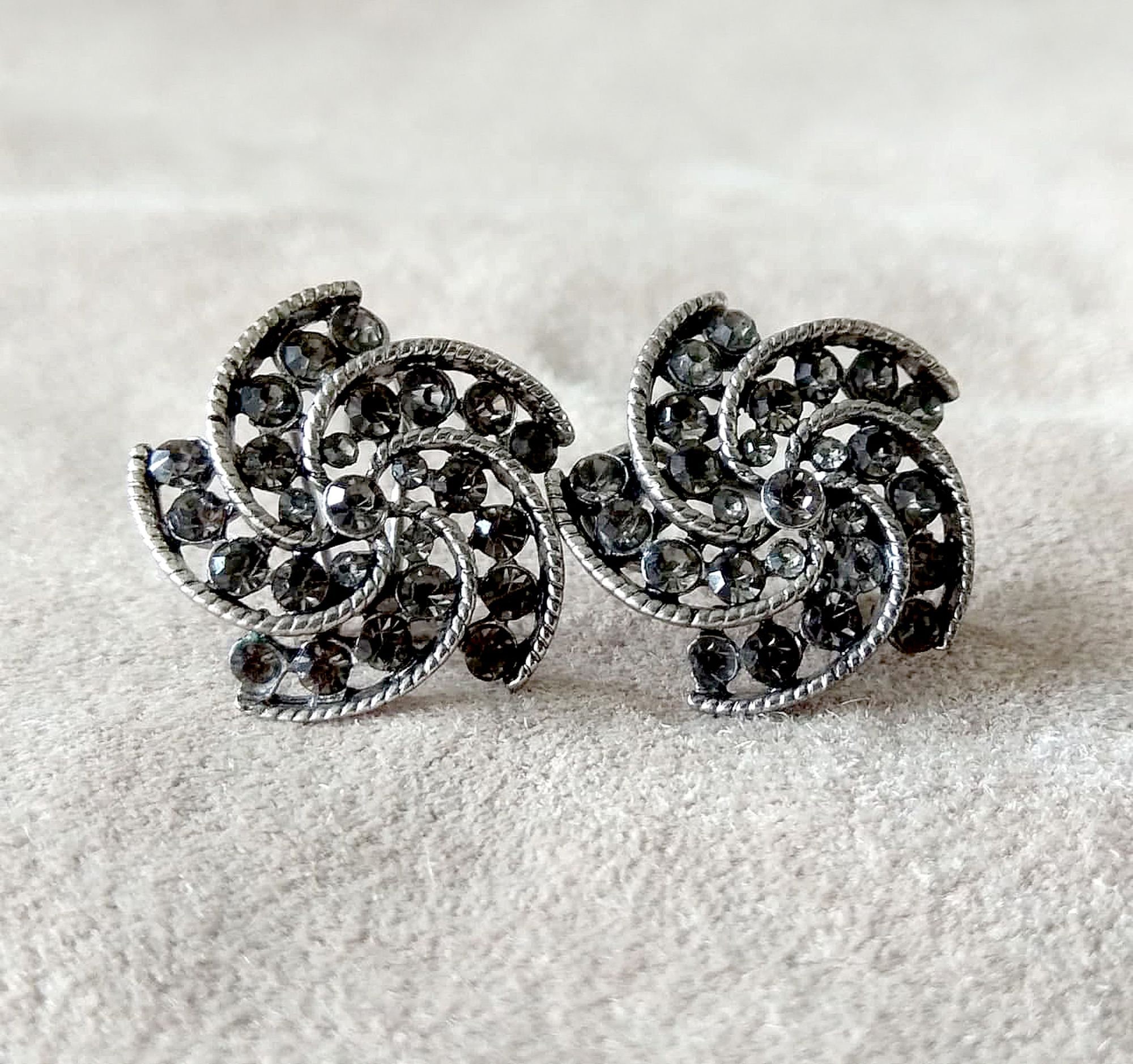 Vintage rhinestone floral earrings Elegant statement earrings | Etsy