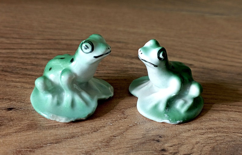 Frog vintage porcelain figurines USSR Set of 2 miniature sculpture 50s image 1