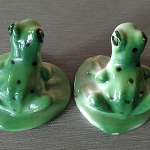 Frog vintage porcelain figurines USSR Set of 2 miniature sculpture 50s image 4