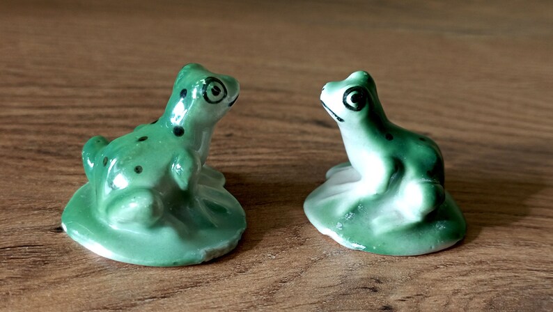 Frog vintage porcelain figurines USSR Set of 2 miniature sculpture 50s image 6