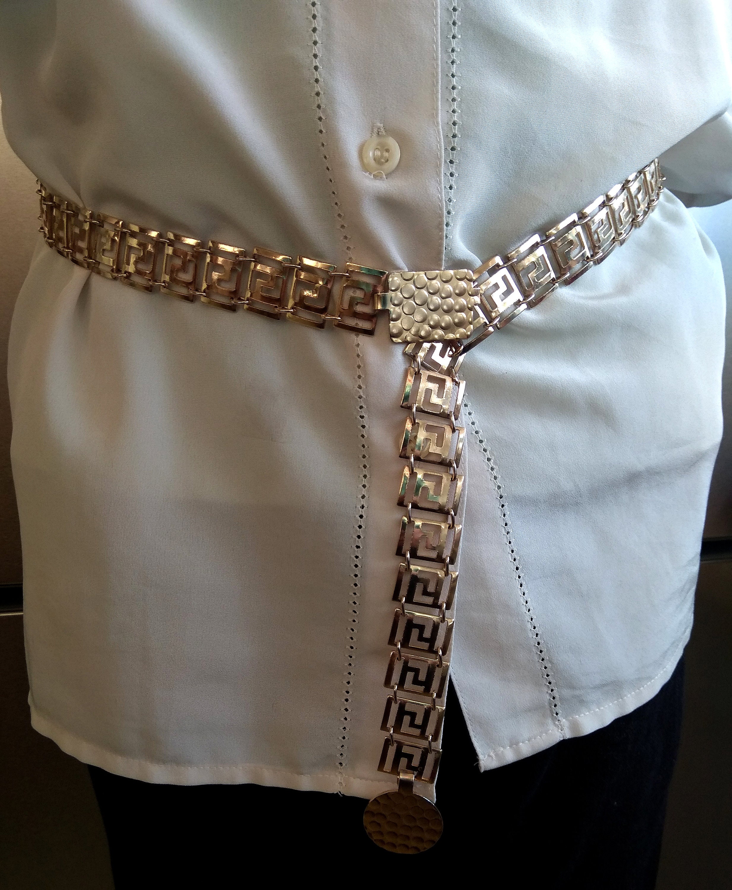 Vintage 80s Greek Key Chain Belt Gold Tone Meander Link Belt  display picture 3