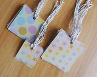 Etiquettes pour cadeaux pastel faites main : Étoiles et pois, lot de 15