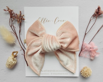 velvet headband blush pink, velvet hair bow, baby hair bow, baby girl bows, baby photo prop, big bow headband, baby shower gift