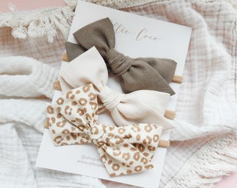 cadeau bébé collègue, noeuds bébé fille, cadeau bébé fille unique, ensemble de serre-tête, bandeau extensible, cadeau nouveau-né, grand serre-tête noeud
