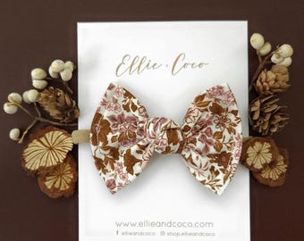 Bandeau floral pour bébé, noeud bébé mauve, cadeau bébé fille, fait main, barrette à cheveux de fille de fleur