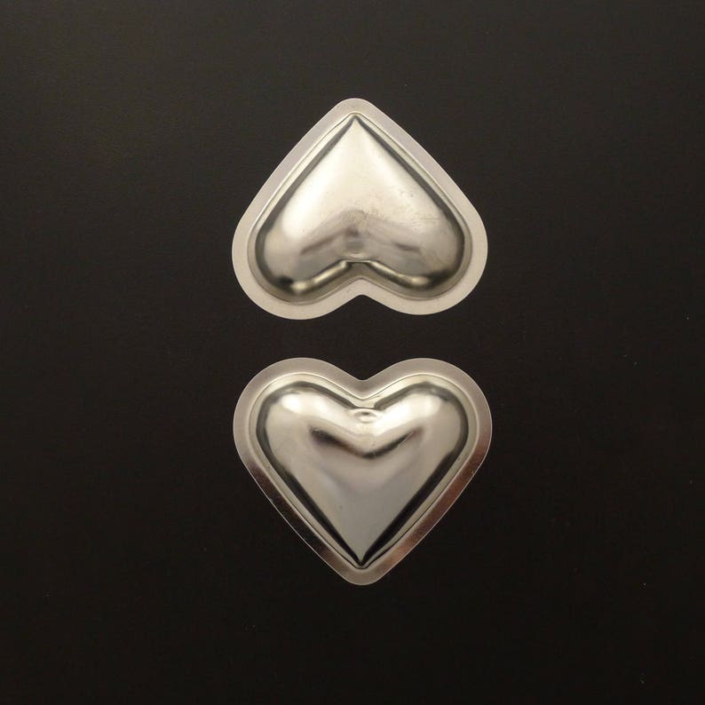 3D heart Metal mold for baking image 2
