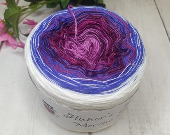 White/Purple, 100% Merino wool superwash yarn cake, gradient colored yarn 3ply - Ready to ship