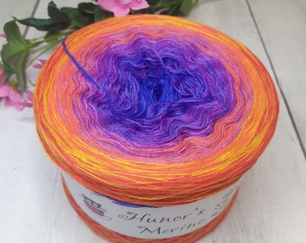 Orange/Purple, 100% Merino wool superwash yarn cake, gradient colored yarn 3ply - Ready to ship