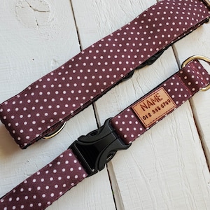 Collier pour chien à pois couleur vin foncé/résistant à l&#39;eau, étiquette d&#39;identification attachée au choix, choix de boucle, sans étiquette, personnalisé