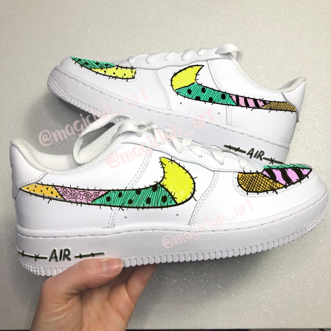 Nike Air Force 1 Custom snoopy, Hand Painted - Etsy