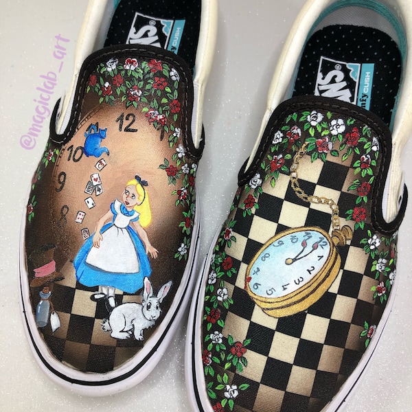 Vans Alice au pays des merveilles, fourgons peints à la main et personnalisés, Alice au pays des merveilles