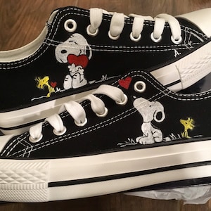 Converse All Star Snoopy sneakers, hand painted, custom Snoopy