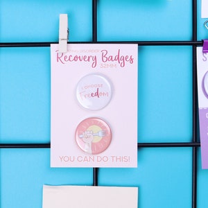 Eating Disorder Recovery Badges: Peach 'I choose freEDom' and Fork