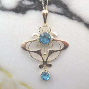 9ct Gold Art Nouveau Topaz Necklace