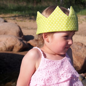Kids Birthday Crown. Reversible Fabric Crown. Children&#39;s Party Accessories. Play Crown. Waldorf Crown. Dress Up Gift