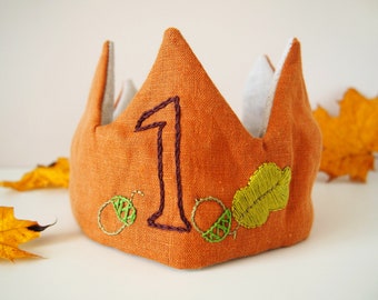 Waldorf Birthday Crown for Kids. Personalised Birthday Crown. Embroidered Linen Crown. Party Accessories. 1st Birthday Gift. Acorns.