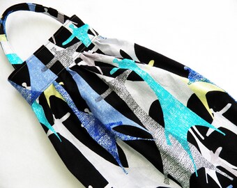 Modern Giraffe Plastic Bag Dispenser, Kitchen Organizer