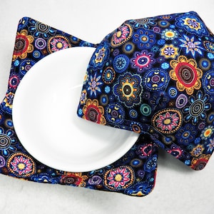Handmade Bowl Cozy, Kaleidoscope Flowers Fabric, Reversible Potholder