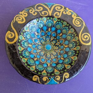 Small Off-Center Bowl Mandala Design